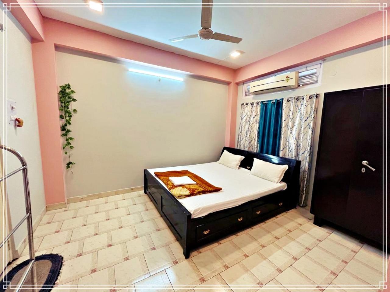 Kanak Laxmi Villa B & B Guwahati Buitenkant foto